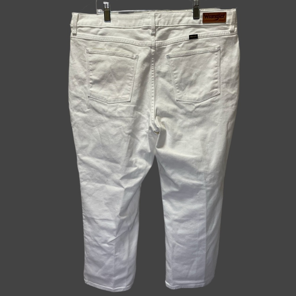 Wrangler Women's White High Rise Rodeo Straight Crop Jeans Size 16 - Picture 4 of 7